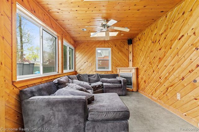 36801 Barr Street, Clinton Township, MI 48035