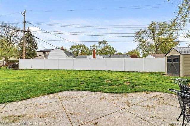 36801 Barr Street, Clinton Township, MI 48035