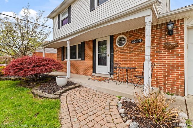 36801 Barr Street, Clinton Township, MI 48035