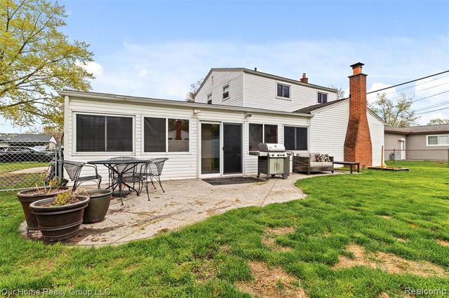 36801 Barr Street, Clinton Township, MI 48035