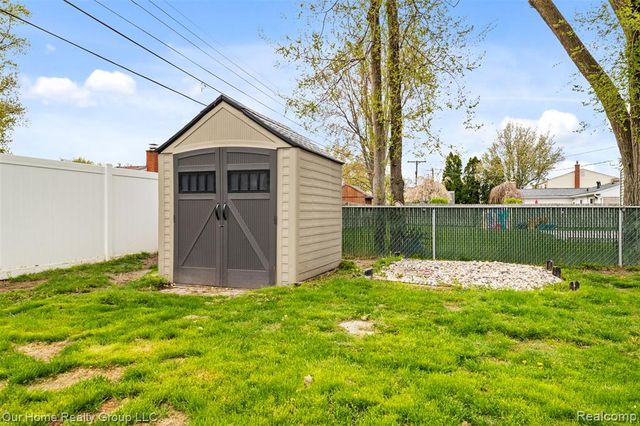 36801 Barr Street, Clinton Township, MI 48035