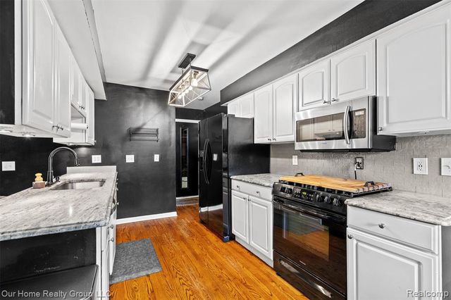 36801 Barr Street, Clinton Township, MI 48035