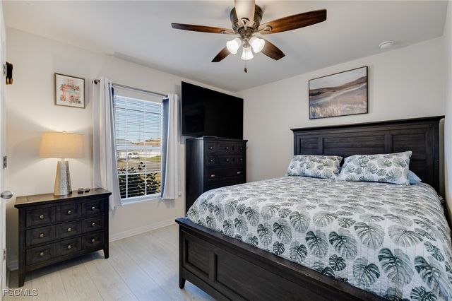 1728 S Gator CIR, Cape Coral, FL 33909