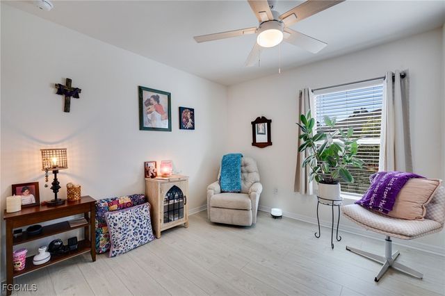 1728 S Gator CIR, Cape Coral, FL 33909