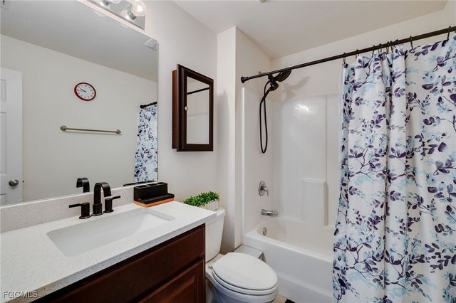 1728 S Gator CIR, Cape Coral, FL 33909