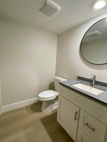825 CENTER Street 8A, Jupiter, FL 33458