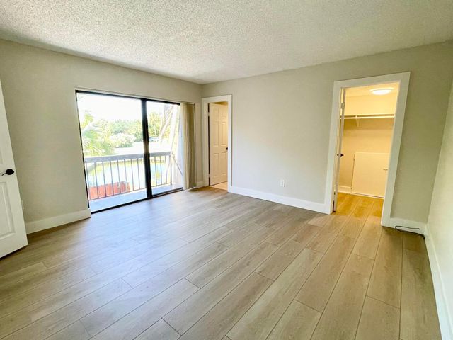 825 CENTER Street 8A, Jupiter, FL 33458