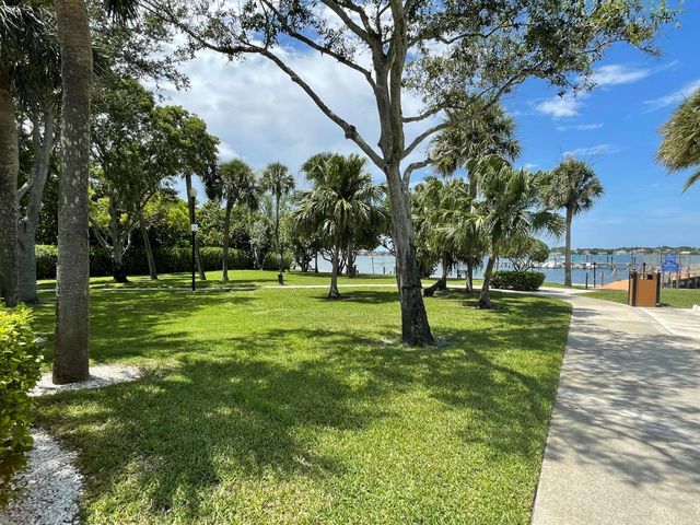 825 CENTER Street 8A, Jupiter, FL 33458