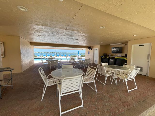 825 CENTER Street 8A, Jupiter, FL 33458
