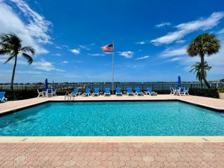 825 CENTER Street 8A, Jupiter, FL 33458