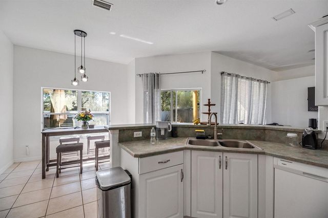 33 RED CLOVER LANE, Palm Coast, FL 32164