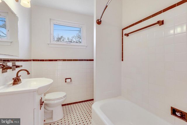 10003 PORTLAND PL, Silver Spring, MD 20901