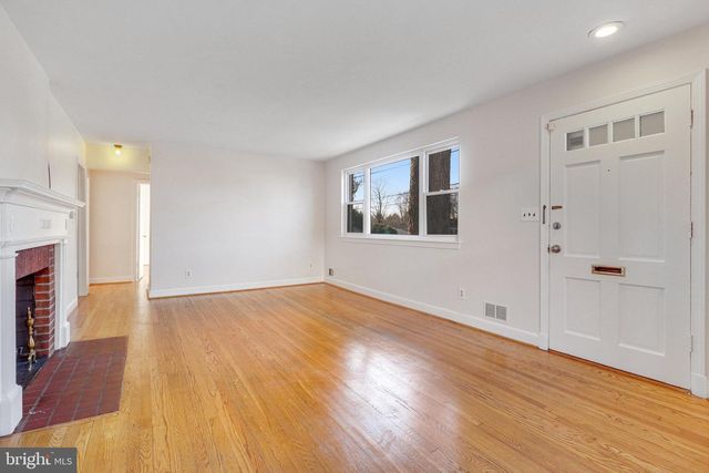 10003 PORTLAND PL, Silver Spring, MD 20901