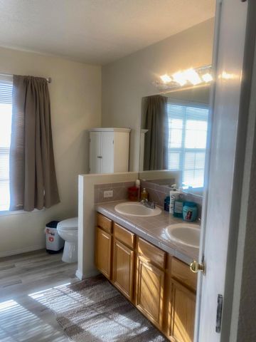 7009 Westford Place NW, Albuquerque, NM 87114