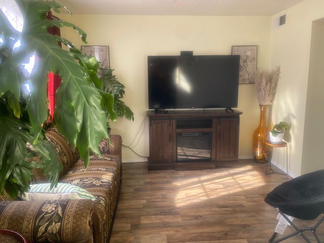 7009 Westford Place NW, Albuquerque, NM 87114