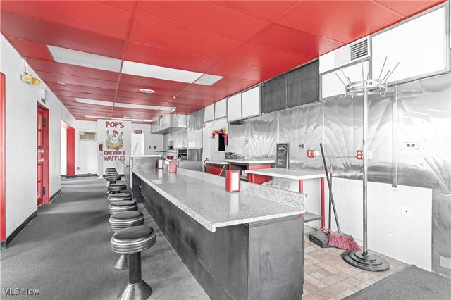 1494 Waterloo Road, Barberton, OH 44203