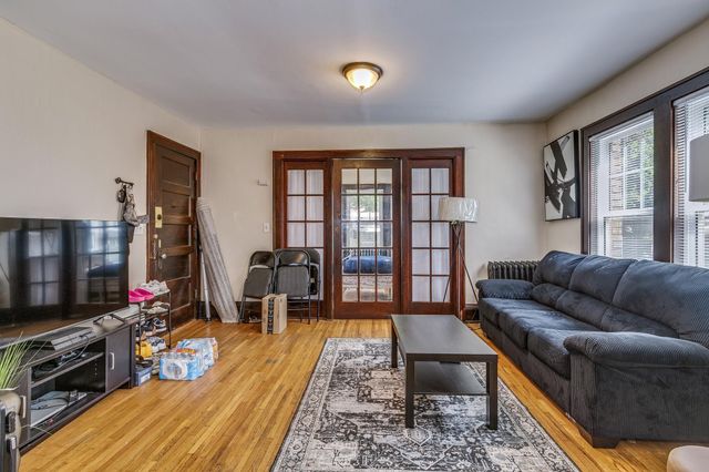 269 Oxford Street N, Saint Paul, MN 55104