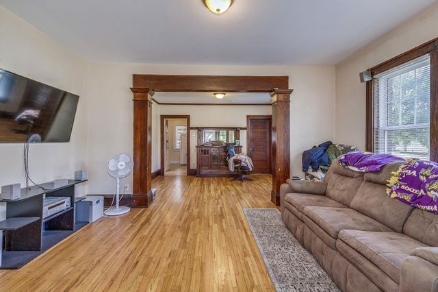 269 Oxford Street N, Saint Paul, MN 55104