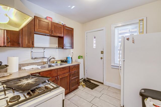 269 Oxford Street N, Saint Paul, MN 55104