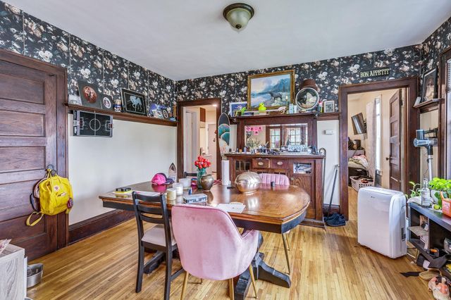 269 Oxford Street N, Saint Paul, MN 55104