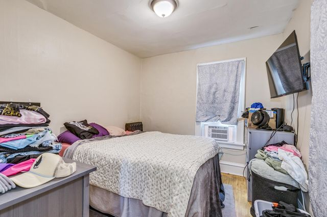 269 Oxford Street N, Saint Paul, MN 55104