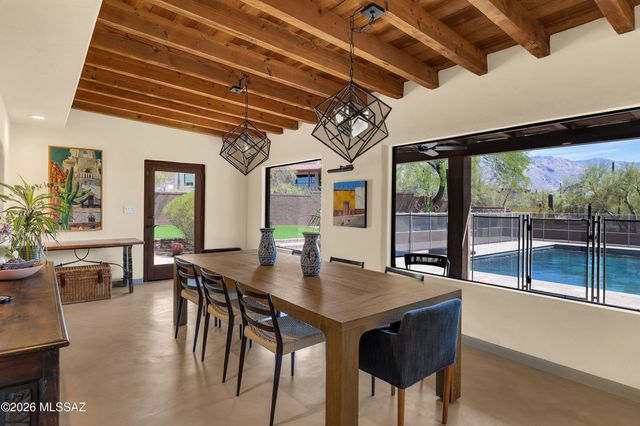 2845 E Camino A Los Vientos, Tucson, AZ 85718