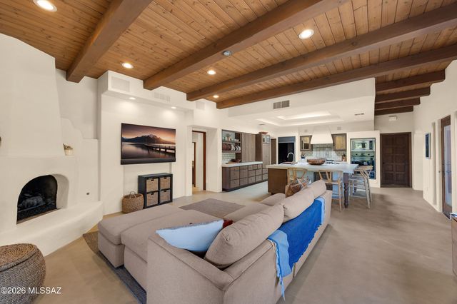 2845 E Camino A Los Vientos, Tucson, AZ 85718