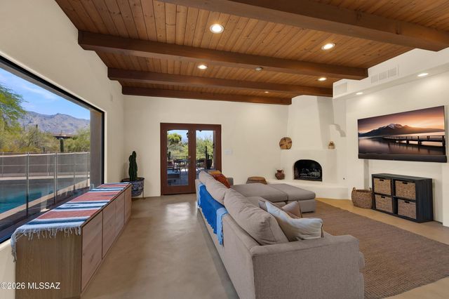 2845 E Camino A Los Vientos, Tucson, AZ 85718