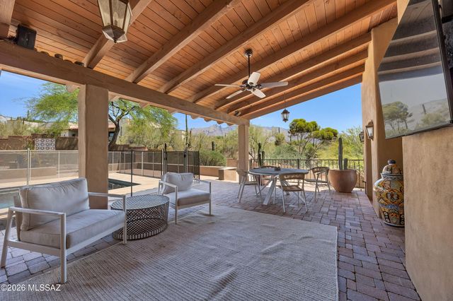 2845 E Camino A Los Vientos, Tucson, AZ 85718