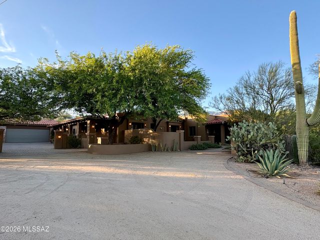 2845 E Camino A Los Vientos, Tucson, AZ 85718