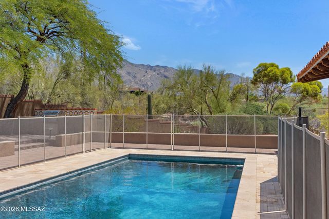 2845 E Camino A Los Vientos, Tucson, AZ 85718
