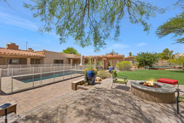 2845 E Camino A Los Vientos, Tucson, AZ 85718