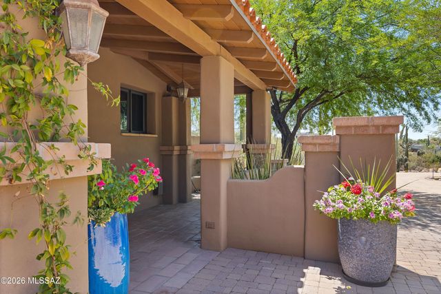 2845 E Camino A Los Vientos, Tucson, AZ 85718