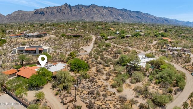 2845 E Camino A Los Vientos, Tucson, AZ 85718
