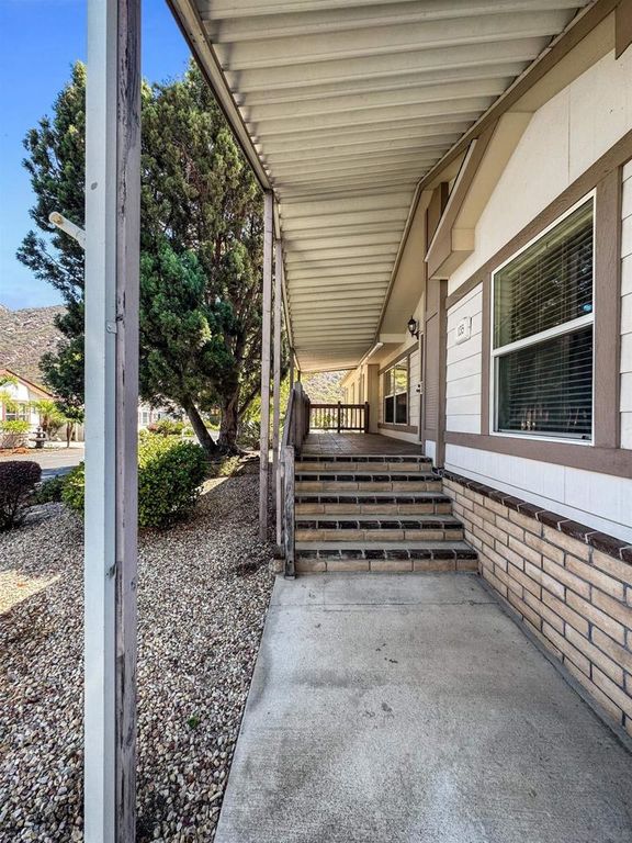 8975 Lawrence Welk Dr 135, Escondido, CA 92026 — photo 4