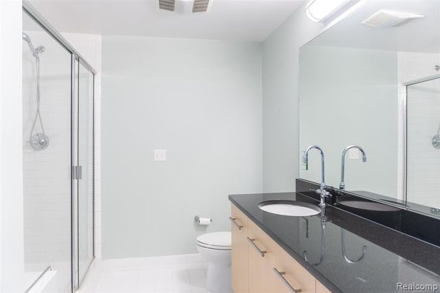 100 N Center Street 206, Royal Oak, MI 48067