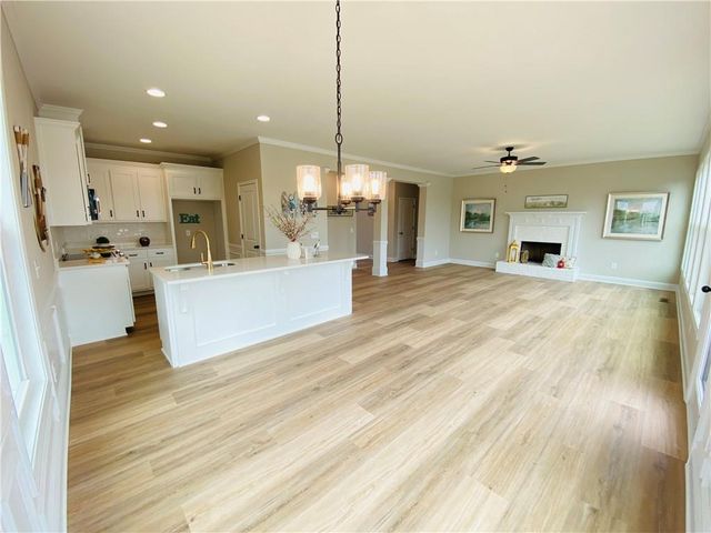6960 Diana Circle, Gainesville, GA 30506