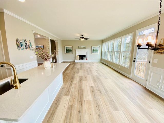 6960 Diana Circle, Gainesville, GA 30506