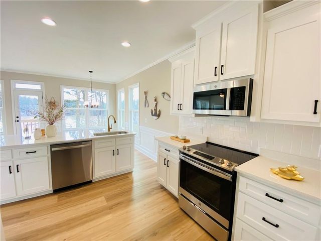 6960 Diana Circle, Gainesville, GA 30506