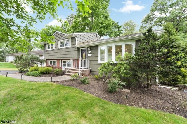 73 Seminole Ave, Wayne Twp., NJ 07470