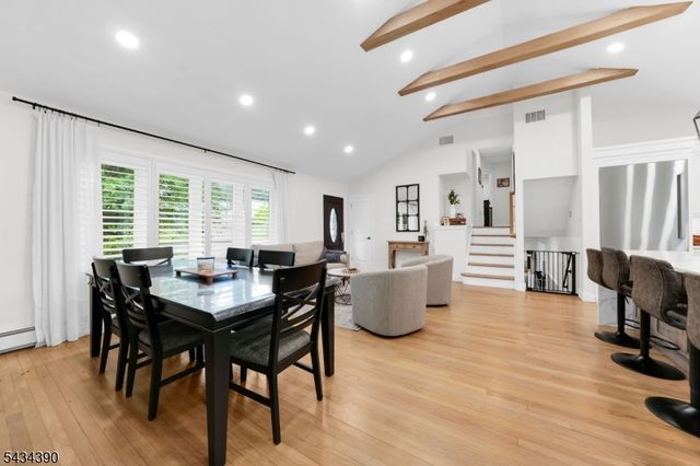 73 Seminole Ave, Wayne Twp., NJ 07470