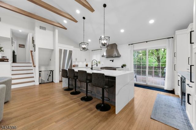 73 Seminole Ave, Wayne Twp., NJ 07470