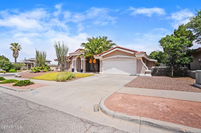 6641 GRAND RIDGE Drive, El Paso, TX 79912