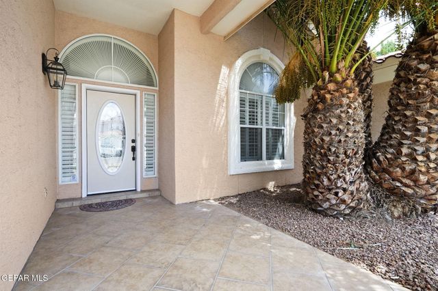 6641 GRAND RIDGE Drive, El Paso, TX 79912