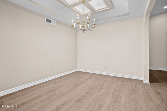 6641 GRAND RIDGE Drive, El Paso, TX 79912