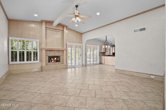 6641 GRAND RIDGE Drive, El Paso, TX 79912