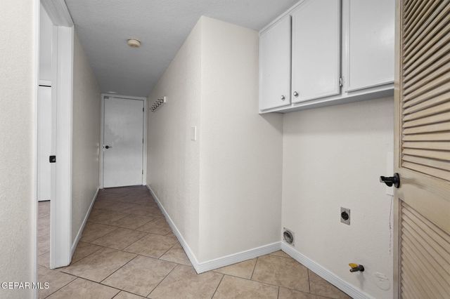 6641 GRAND RIDGE Drive, El Paso, TX 79912