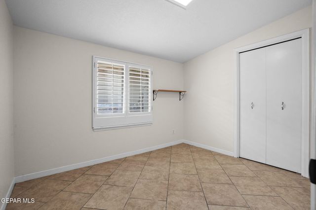 6641 GRAND RIDGE Drive, El Paso, TX 79912