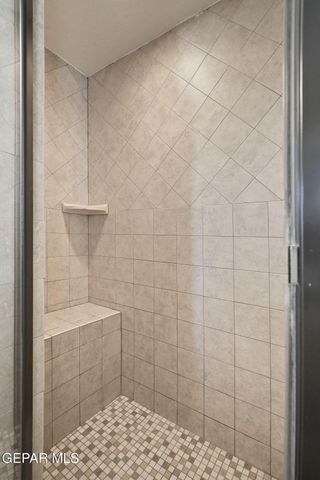 6641 GRAND RIDGE Drive, El Paso, TX 79912