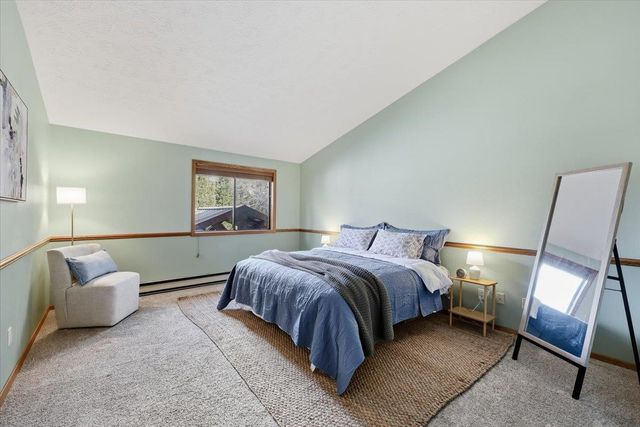 5320 W Woodview Ct, Spokane, WA 99208